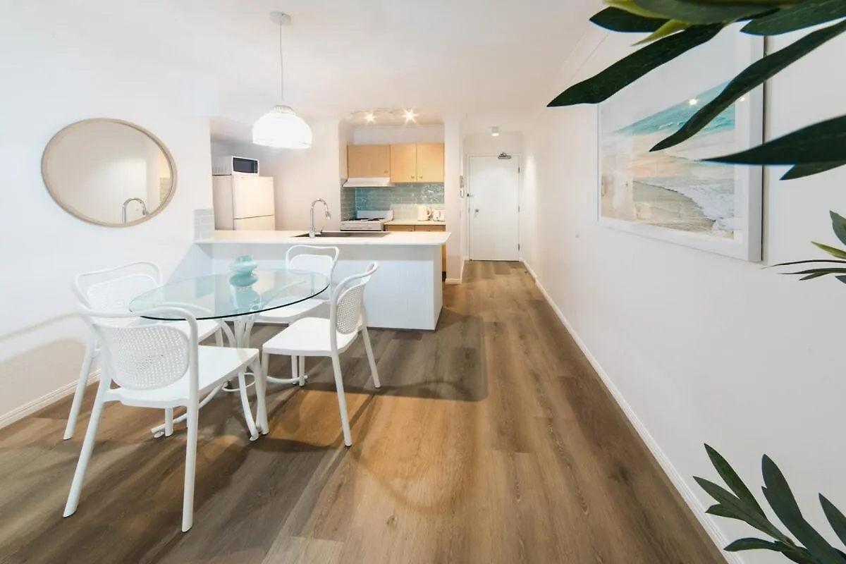 Elegant 1Br Coastal Escape In The Heart Of The Gc Apartment Gold Coast 0*,  Australia