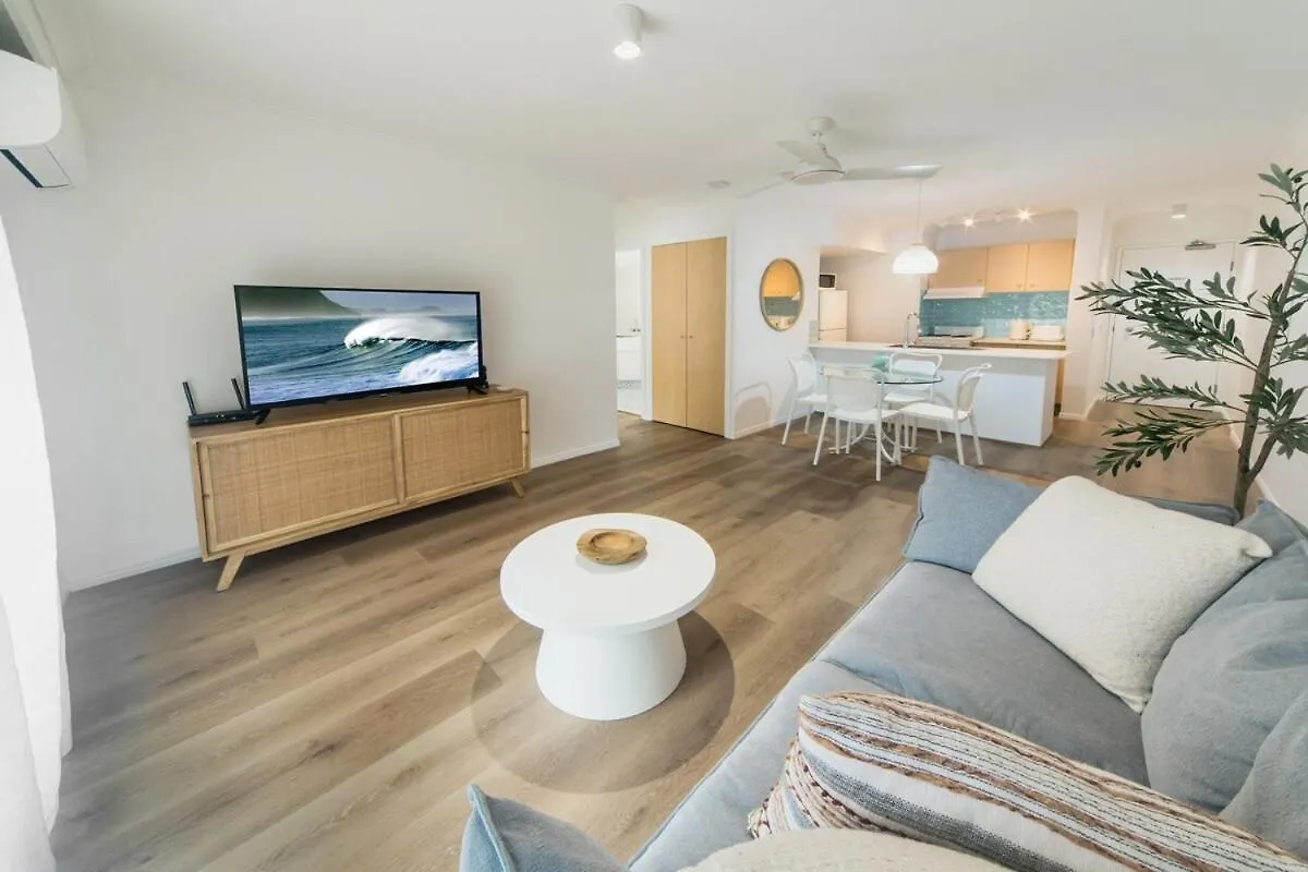 Elegant 1Br Coastal Escape In The Heart Of The Gc Apartment Gold Coast
