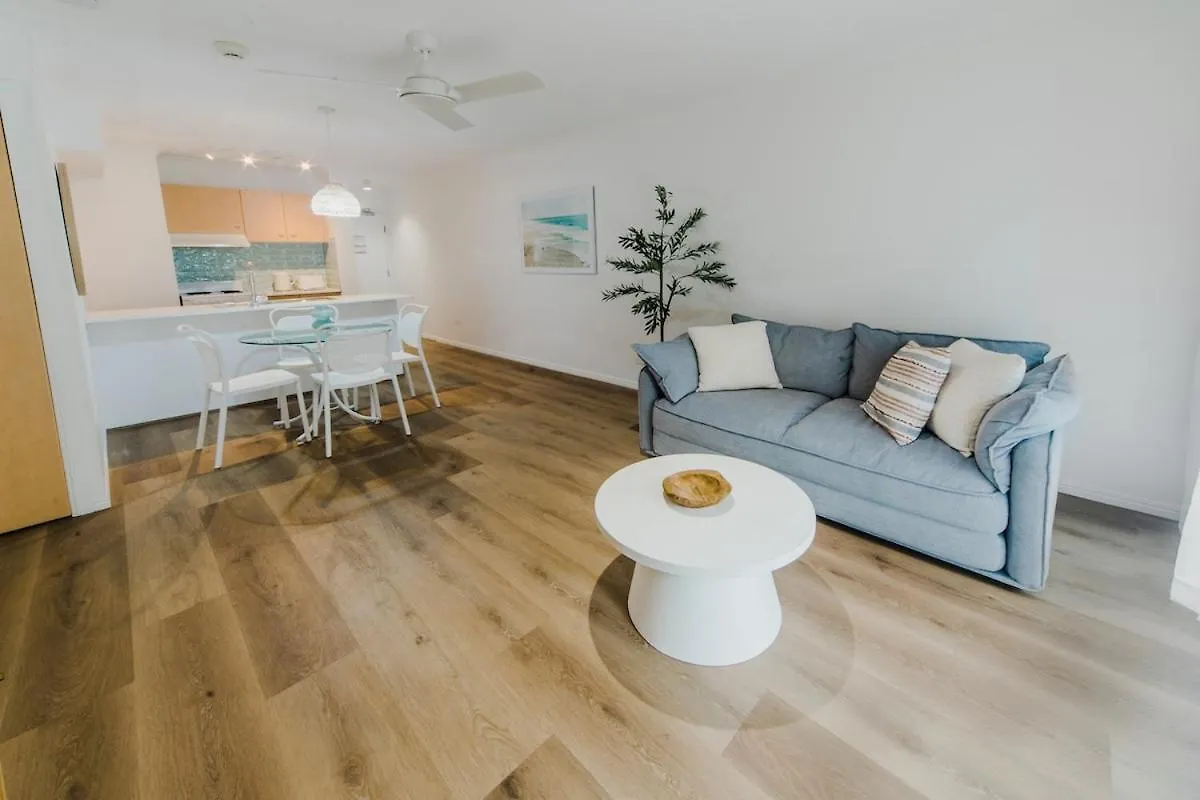 Elegant 1Br Coastal Escape In The Heart Of The Gc Apartment Gold Coast