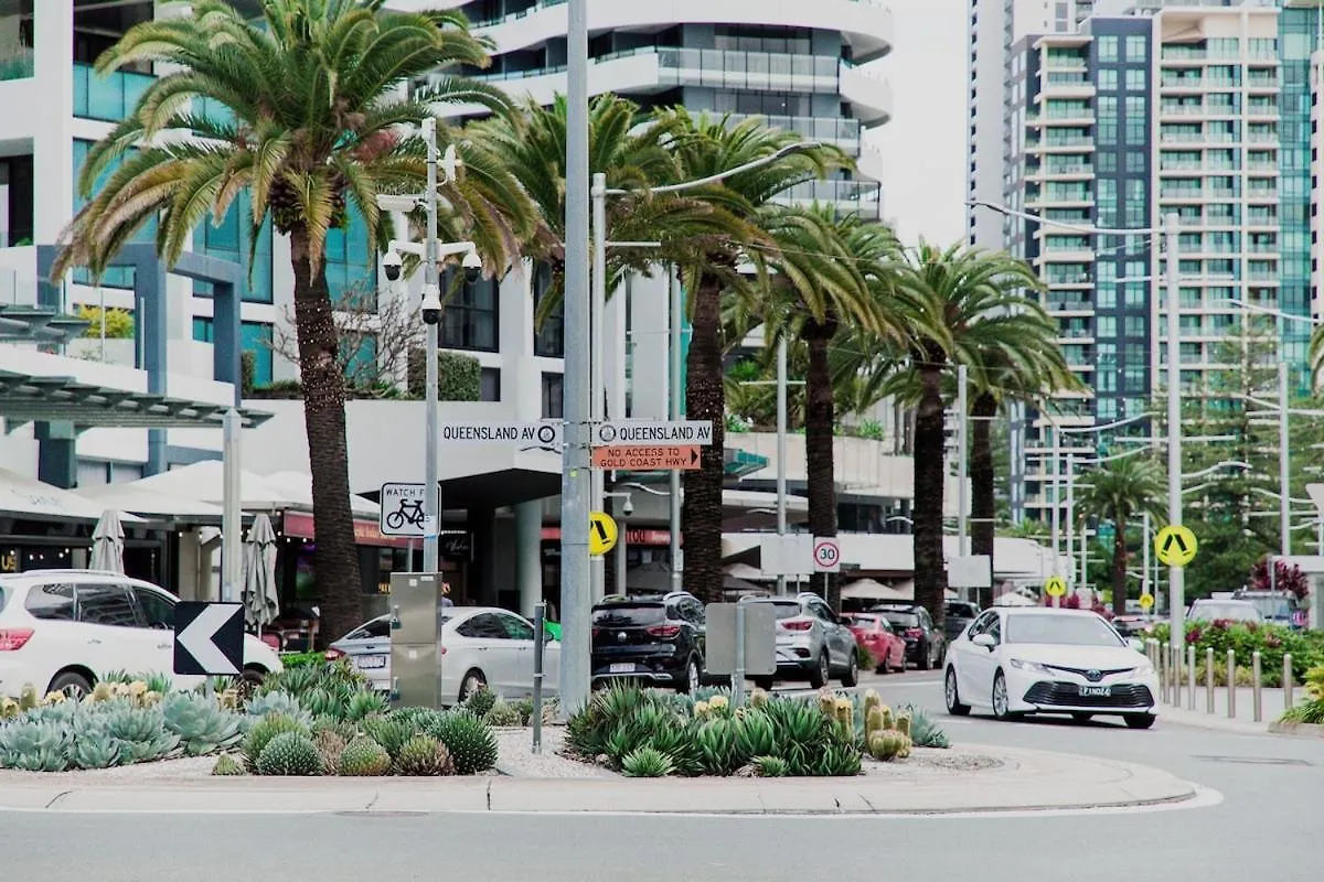Elegant 1Br Coastal Escape In The Heart Of The Gc Apartment Gold Coast Australia